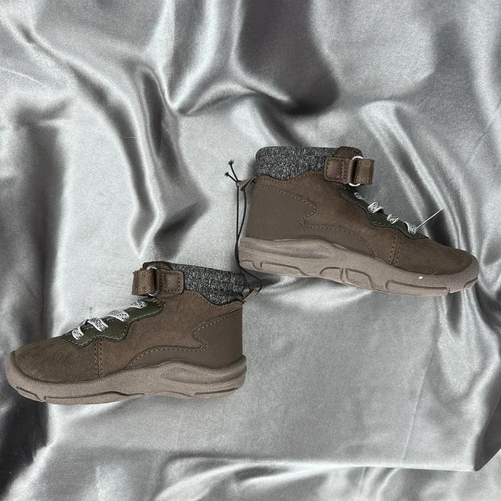 OshKosh B'Gosh Toddler Boys Ever Play Boots Sz 7 M Brown Mid Top Ankle Fashion